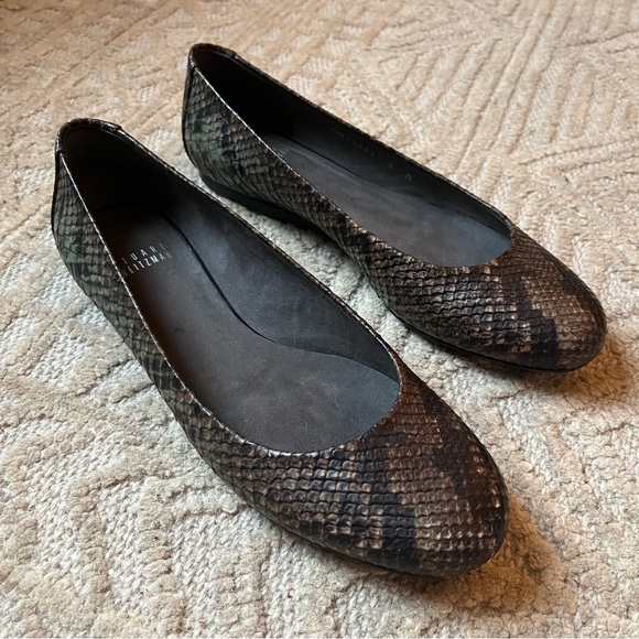Stuart Weitzman Snakeskin Flats - Picture 1 of 11